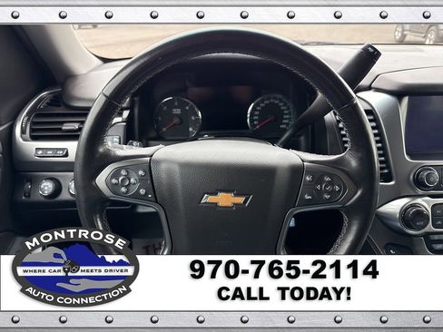 Used 2020 Chevrolet Suburban Premier AWD/4WD image 17