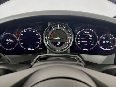 Used 2021 Porsche 911 Cabriolet image 18