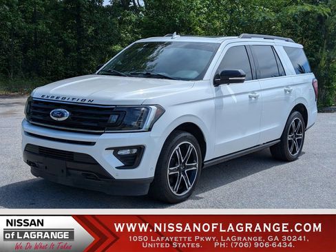 Used 2021 Ford Expedition Limited AWD/4WD image 1