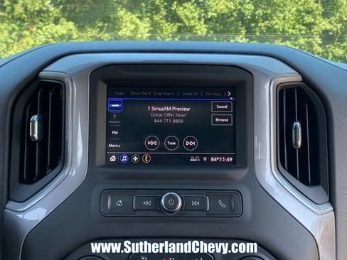 Used 2022 Chevrolet Silverado 1500 Custom Trail Boss AWD/4WD image 31