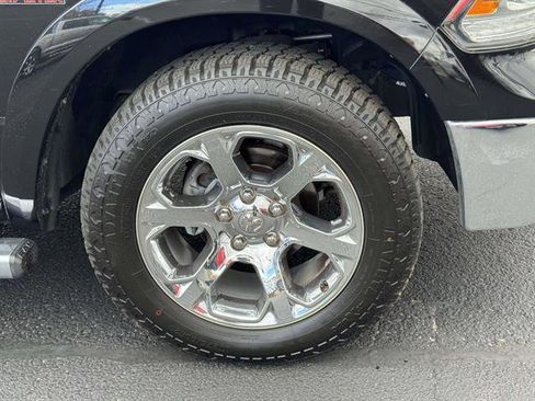 Used 2017 RAM 1500 Laramie w/ Convenience Group image 6
