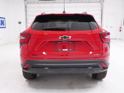 New 2026 Chevrolet Trax RS image 6