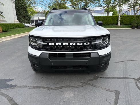 Used 2025 Ford Bronco Sport Outer Banks w/ Outer Banks Tech Package+ AWD/4WD image 4