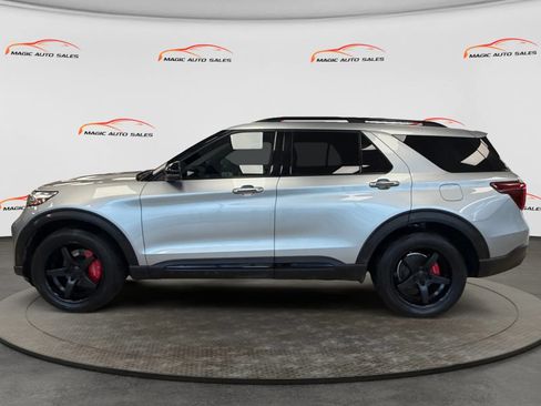 Used 2020 Ford Explorer ST w/ Premium Technology Package AWD/4WD image 7