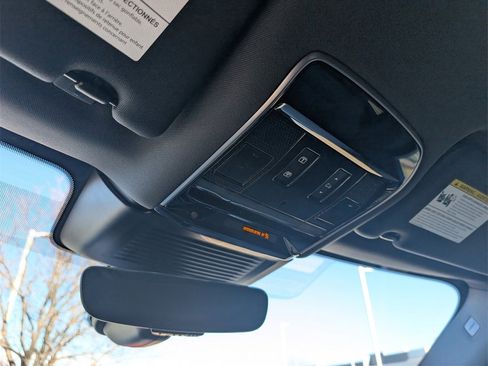 Used 2023 Land Rover Range Rover Sport SE Dynamic image 32