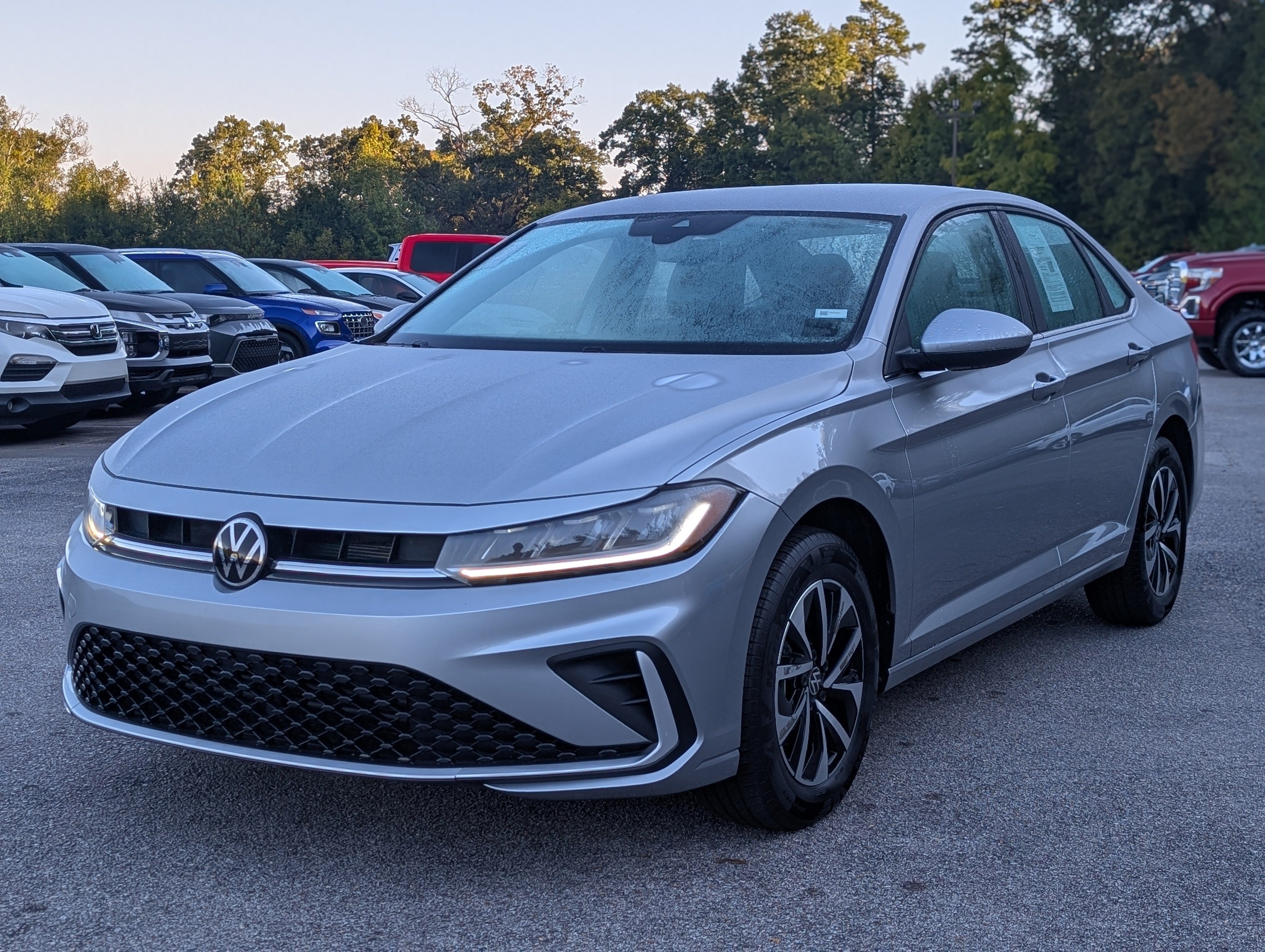 Used 2026 Volkswagen Jetta S FWD image 5