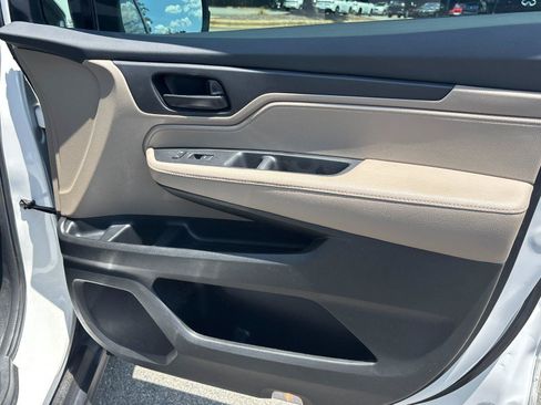Used 2024 Honda Odyssey EX-L image 40