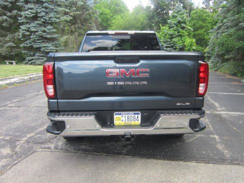 Used 2020 GMC Sierra 1500 SLE w/ SLE Value Package AWD/4WD image 4