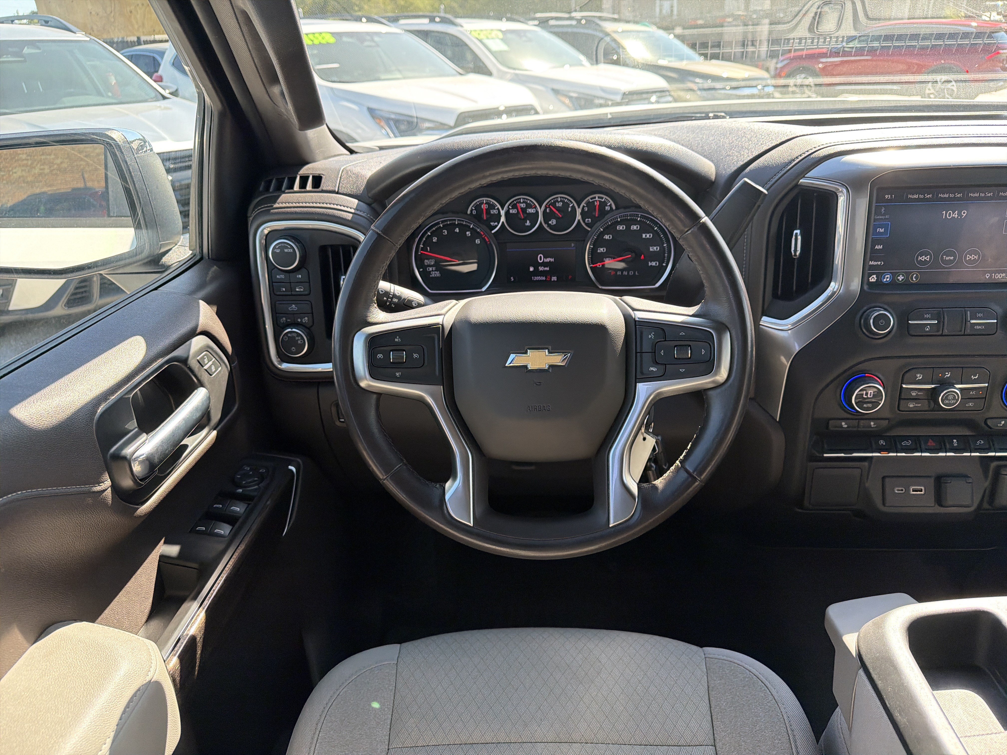 Used 2021 Chevrolet Silverado 1500 LT w/ Fleet Comfort Package AWD/4WD image 11