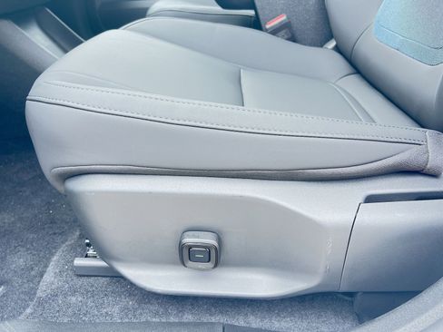 New 2025 Volvo EX30 Ultra w/ Protection Package Premier image 14