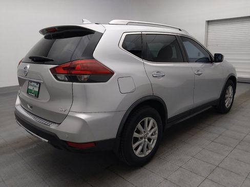 Used 2020 Nissan Rogue SV FWD image 9