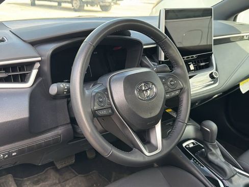 Certified 2025 Toyota Corolla SE w/ SE Premium Package FWD image 10