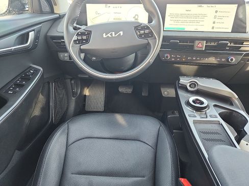 Used 2023 Kia EV6 Wind image 10