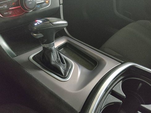 Used 2022 Dodge Charger SXT RWD image 26