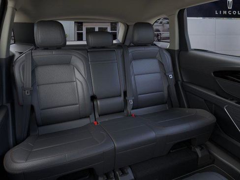 New 2026 Lincoln Nautilus Premier image 11