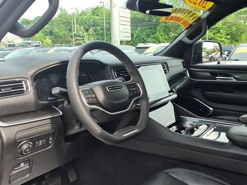 Certified 2023 Jeep Wagoneer 4WD image 22