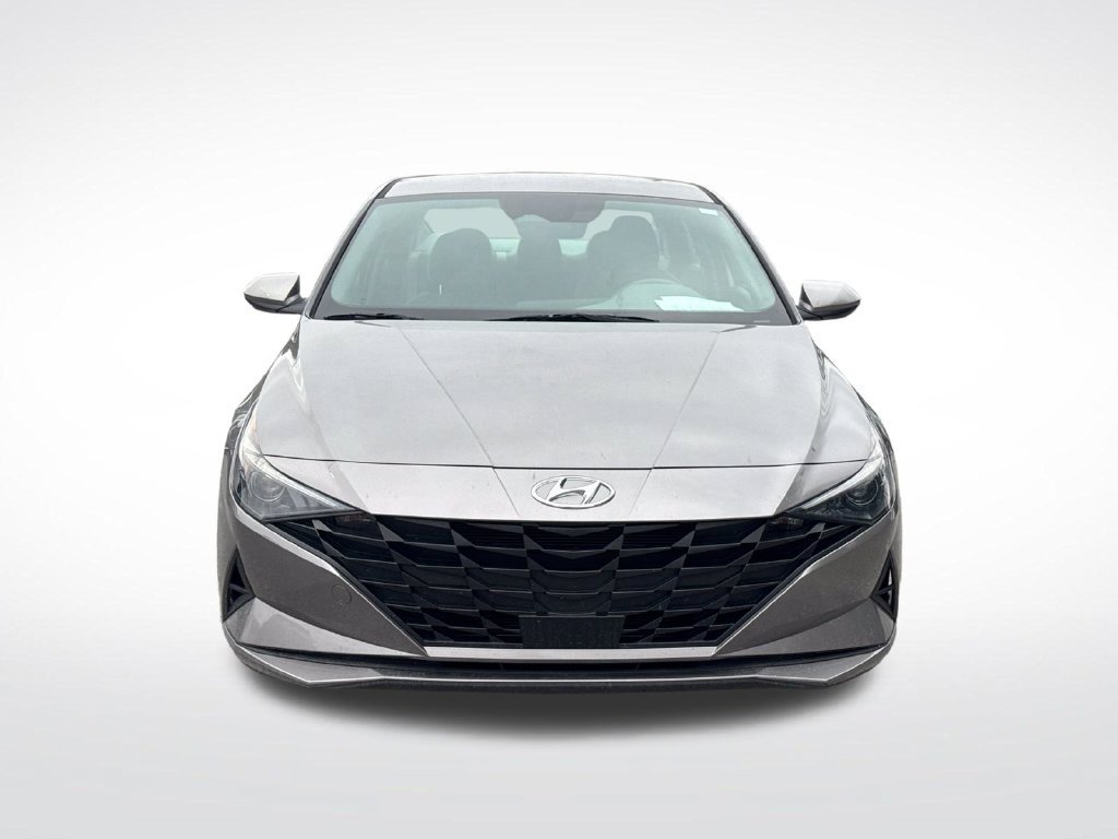 Used 2023 Hyundai Elantra SEL w/ Convenience Package FWD image 10