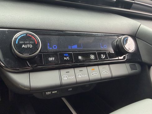 New 2026 Hyundai Elantra Sport FWD image 33