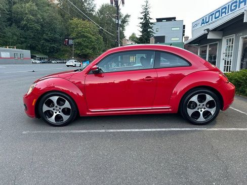 Used 2012 Volkswagen Beetle 2.5 FWD image 8