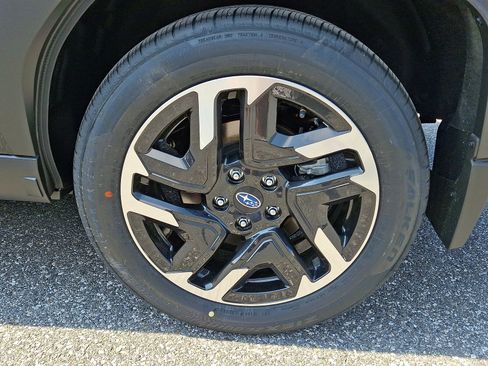 New 2026 Subaru Forester Premium AWD/4WD image 5