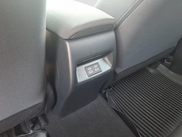 Used 2024 Toyota Corolla LE FWD image 10
