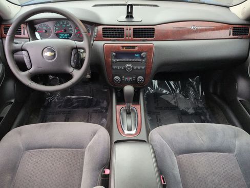 Used 2010 Chevrolet Impala LT image 16