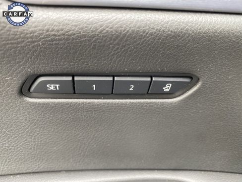 Used 2020 Cadillac XT6 Premium Luxury image 32