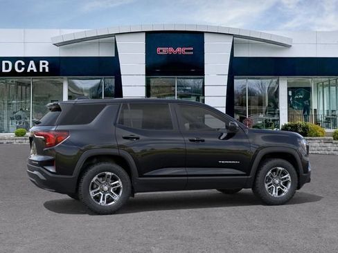 New 2027 GMC Terrain Elevation w/ LPO, Floor Liner Package AWD/4WD image 5