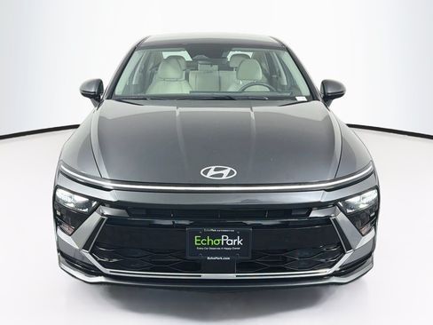 Used 2025 Hyundai Sonata SEL FWD image 2