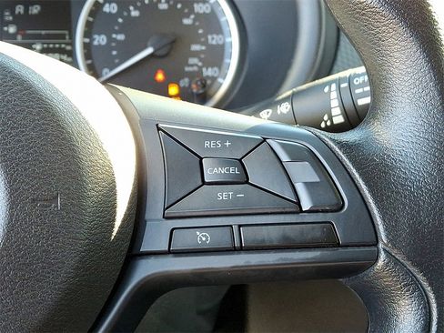 Used 2024 Nissan Kicks S image 22