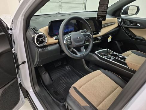 New 2026 Chevrolet Equinox ACTIV image 10