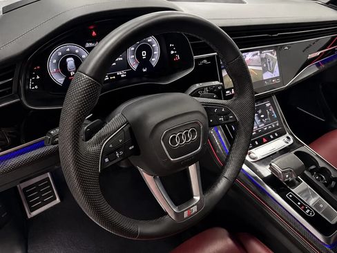 Used 2023 Audi SQ8 Prestige AWD/4WD image 10