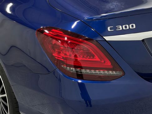 Used 2019 Mercedes-Benz C 300 4MATIC Sedan image 36