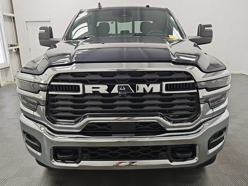 Used 2026 RAM 2500 Tradesman AWD/4WD image 4