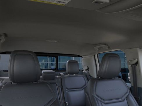 New 2025 Ford Maverick Lariat w/ Black Appearance Package image 15