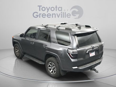 Used 2021 Toyota 4Runner SR5 AWD/4WD image 10