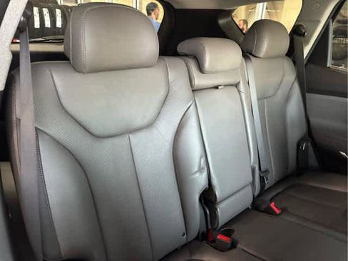 Used 2020 Hyundai Santa Fe Limited image 32