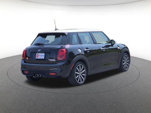 Used 2020 MINI Cooper S w/ Driver Assistance Package FWD image 5