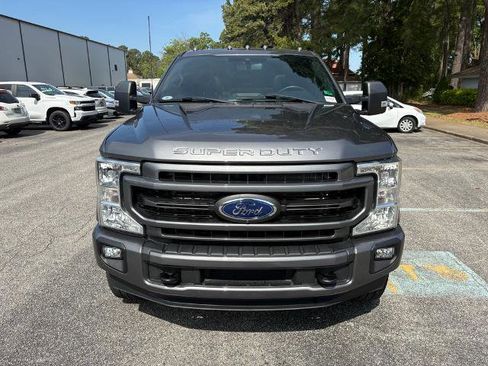 Certified 2022 Ford F250 Lariat w/ Lariat Ultimate Package AWD/4WD image 2