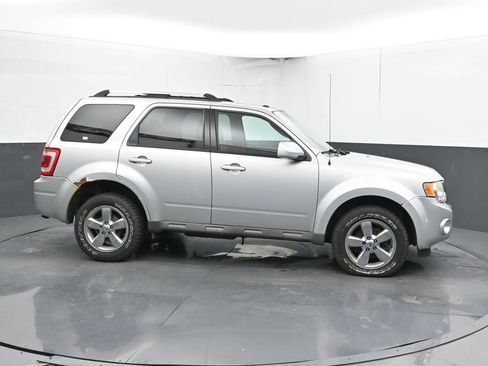 Used 2010 Ford Escape Limited AWD/4WD image 4