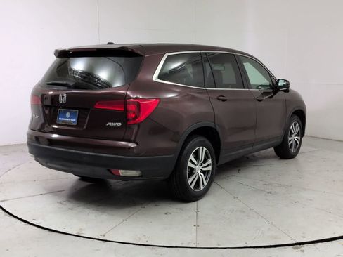 Used 2017 Honda Pilot EX-L image 6