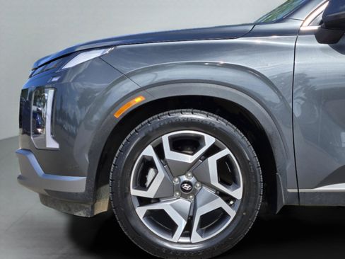 Used 2023 Hyundai Palisade Limited AWD/4WD image 36