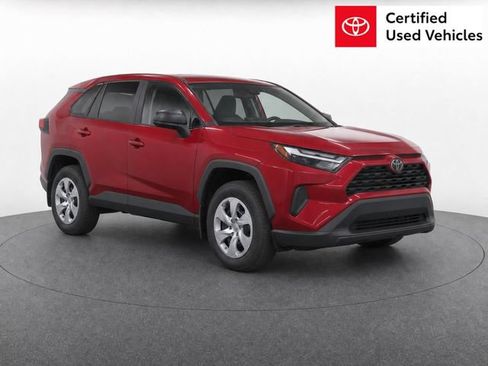 Used 2025 Toyota RAV4 LE AWD/4WD image 1