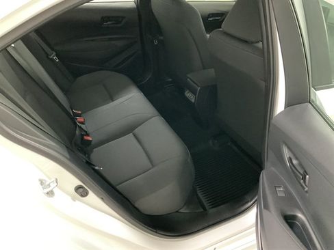 Used 2025 Toyota Corolla LE FWD image 18