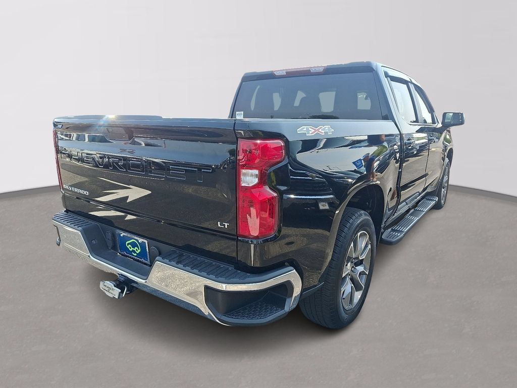Certified 2022 Chevrolet Silverado 1500 LT AWD/4WD image 6