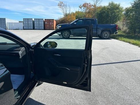 Used 2020 Toyota Avalon Touring image 46