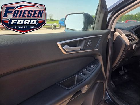 Used 2024 Ford Edge SEL w/ Convenience Package AWD/4WD image 9