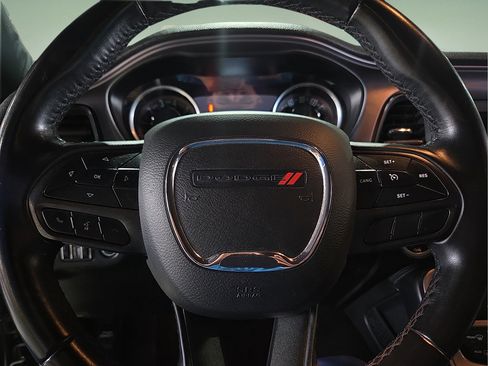Used 2023 Dodge Challenger GT AWD/4WD image 25