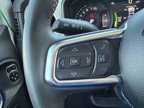 Used 2024 Jeep Wrangler Unlimited Sahara AWD/4WD image 23