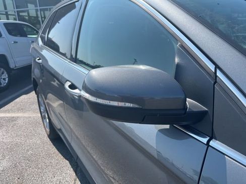 Used 2024 Ford Edge Titanium image 6